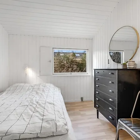 Nyaraló Krum - 250m From The Sea By Interhome