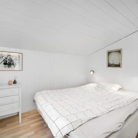 Krum - 250m From The Sea By Interhome